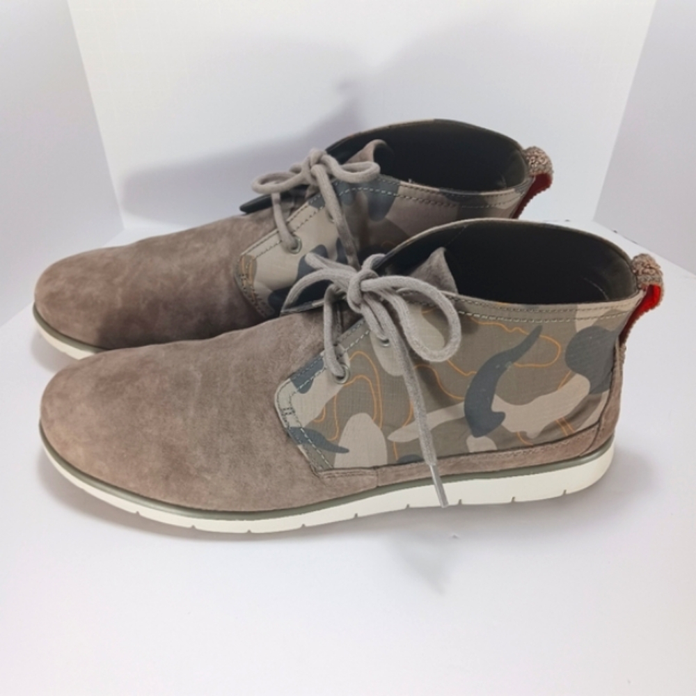 UGG Freamon Men's Suede & Camo Desert Boots EUC Sz 11